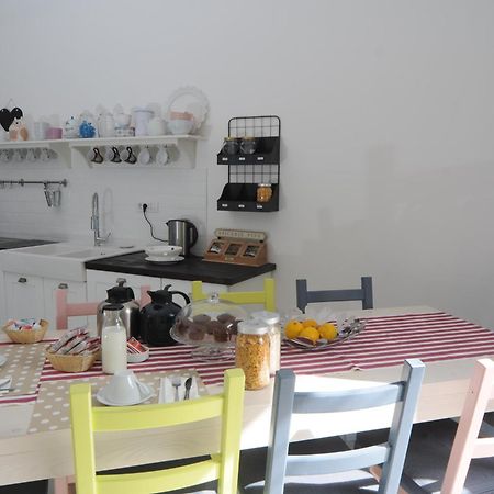 A Casa Di Anna Bed & Breakfast Napoli Bagian luar foto