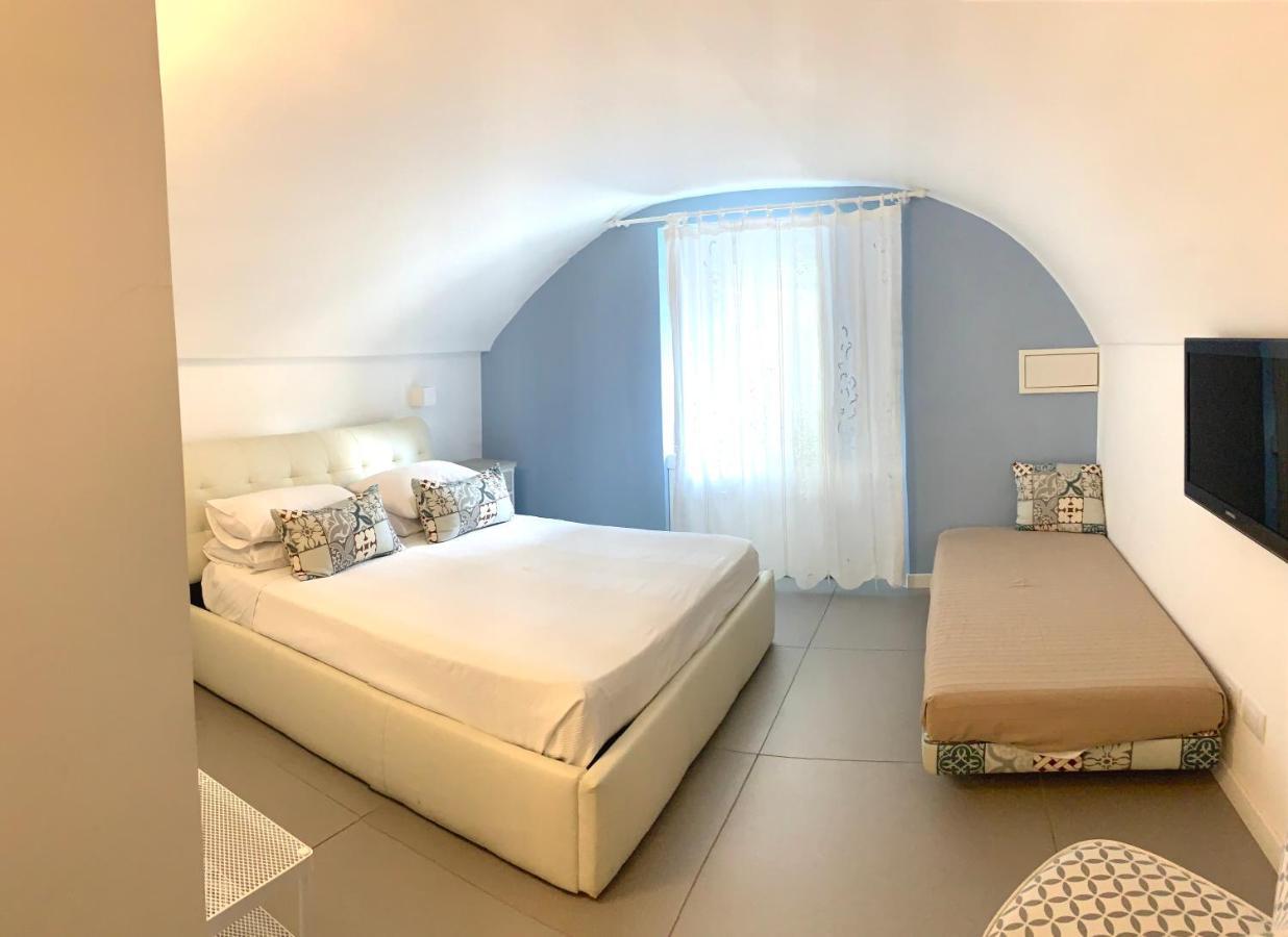 A Casa Di Anna Bed & Breakfast Napoli Bagian luar foto
