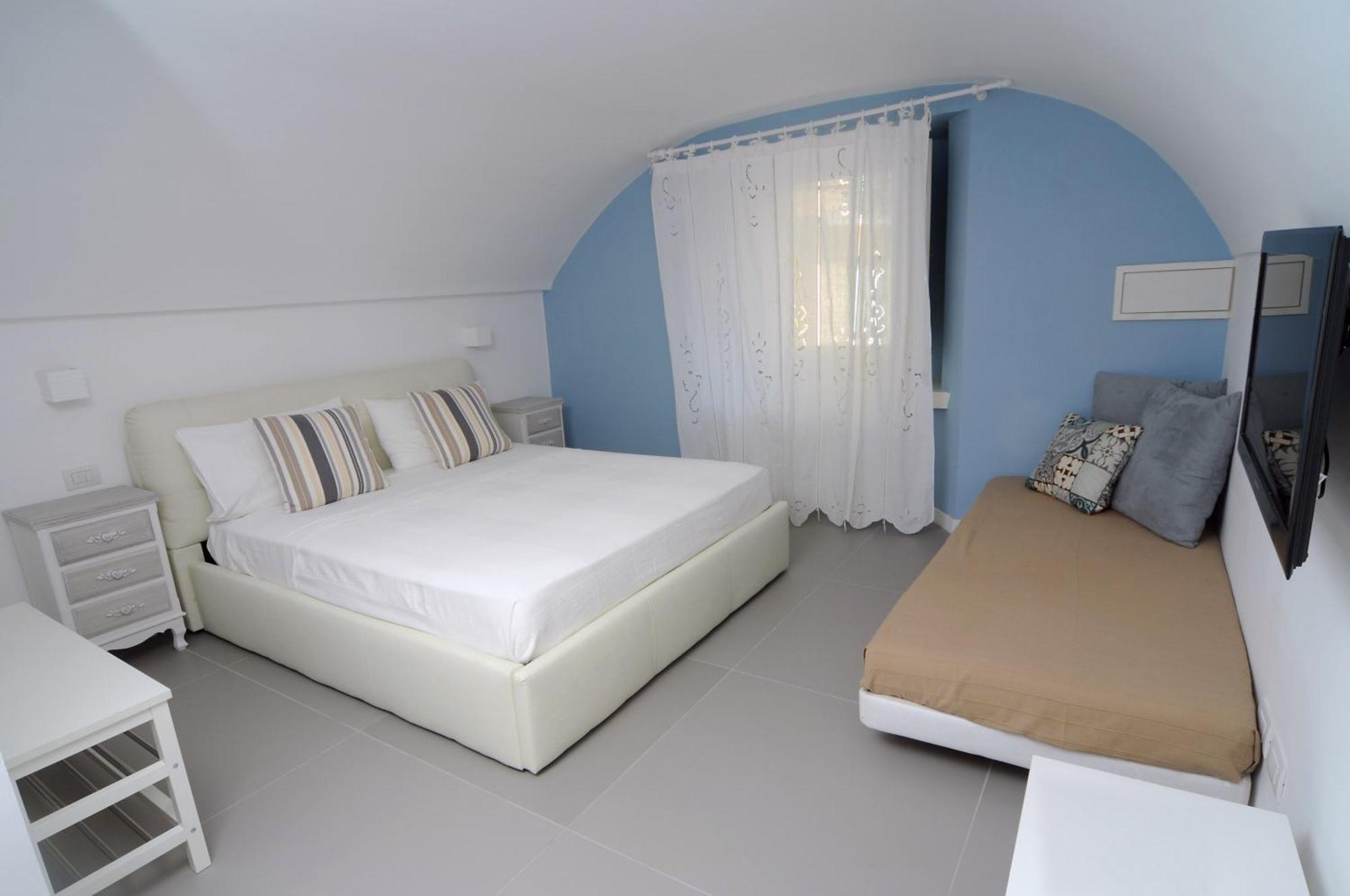 A Casa Di Anna Bed & Breakfast Napoli Bagian luar foto