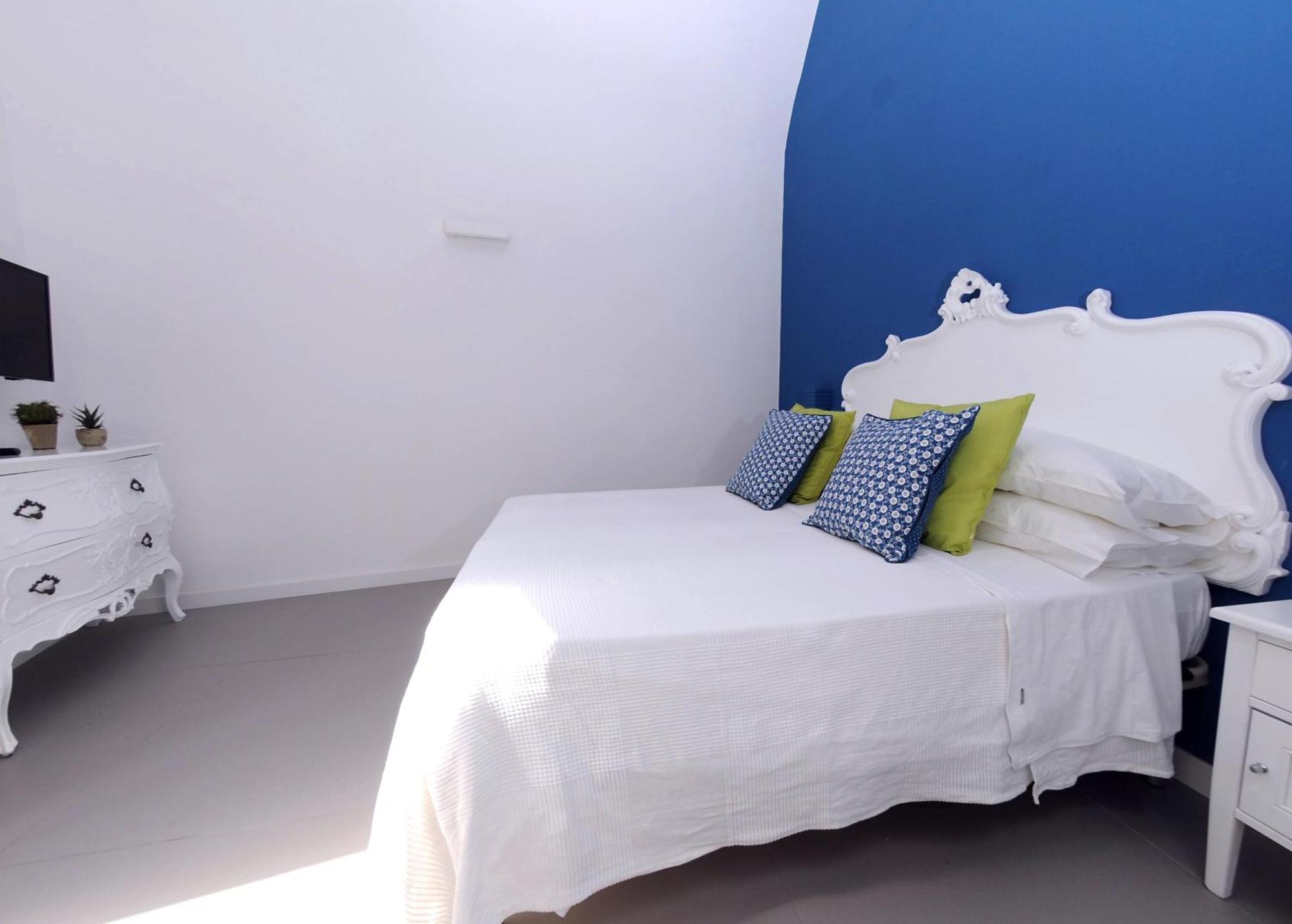 A Casa Di Anna Bed & Breakfast Napoli Bagian luar foto