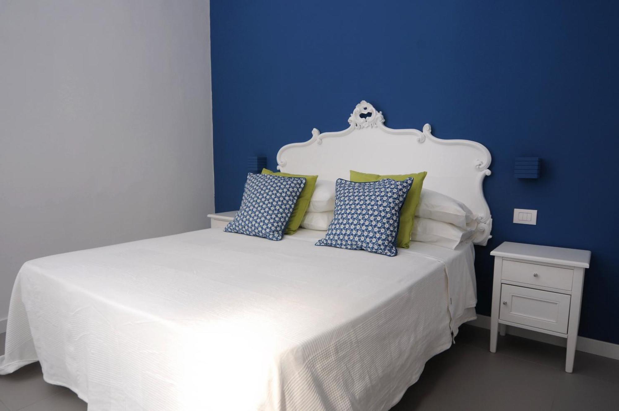 A Casa Di Anna Bed & Breakfast Napoli Bagian luar foto