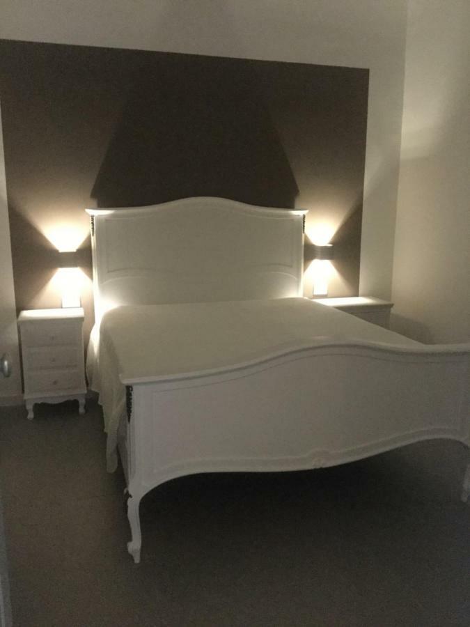 A Casa Di Anna Bed & Breakfast Napoli Bagian luar foto